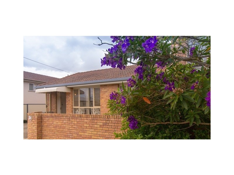 1/34 Caroline Street, Woody Point QLD 4019