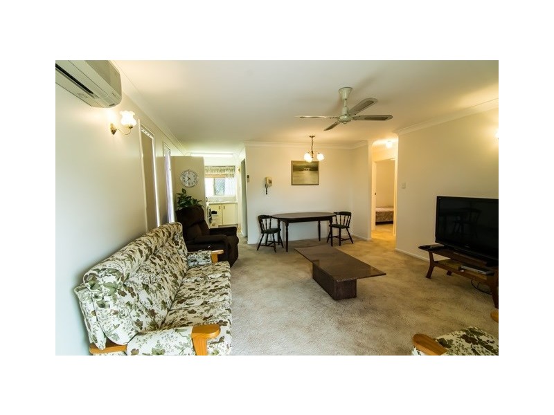 1/34 Caroline Street, Woody Point QLD 4019