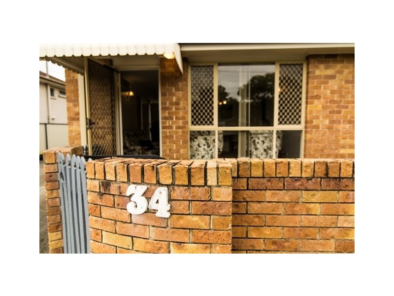 1/34 Caroline Street, Woody Point QLD 4019