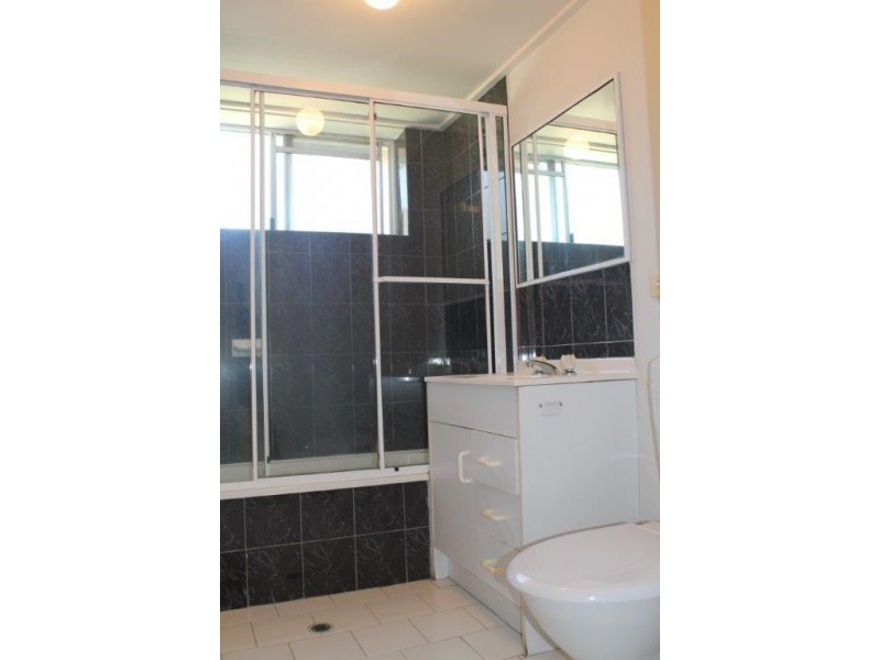 3/64 Junction Road, Clayfield QLD 4011