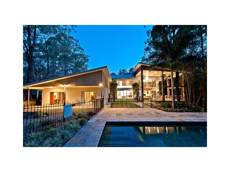 73 Neville Road, Bridgeman Downs QLD 4035