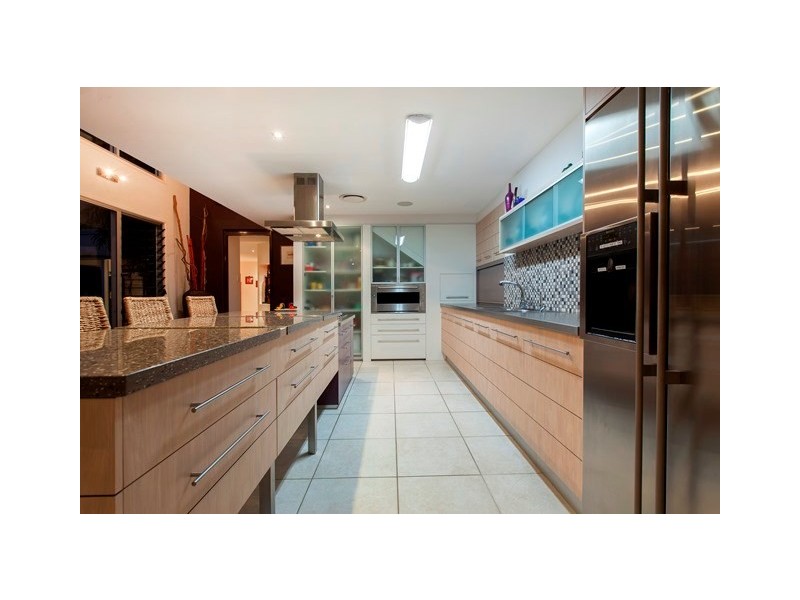 73 Neville Road, Bridgeman Downs QLD 4035