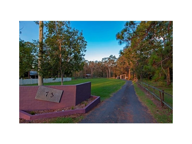 73 Neville Road, Bridgeman Downs QLD 4035