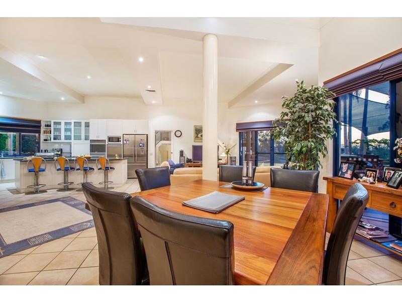 1 Flametree Street, Bridgeman Downs QLD 4035