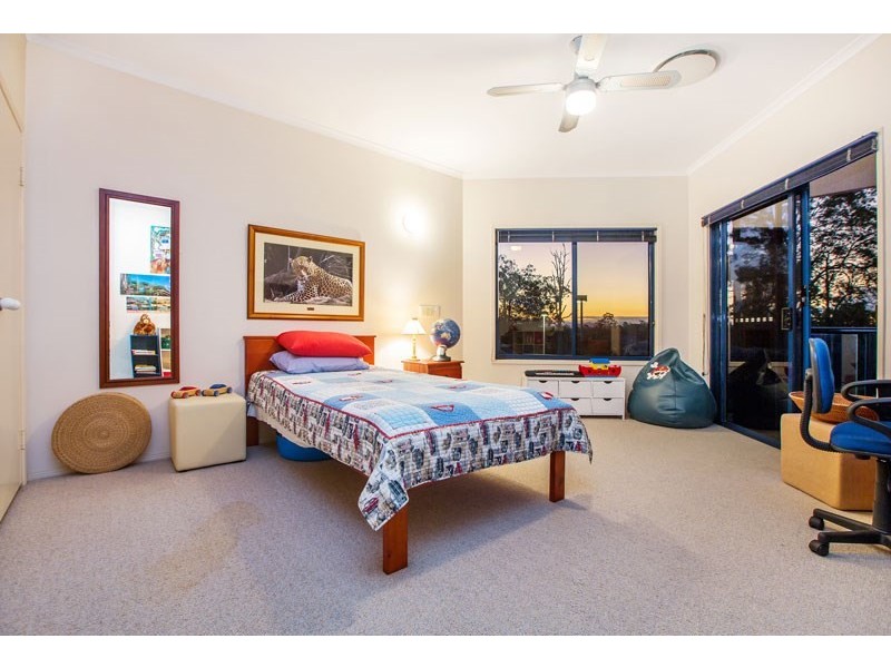 1 Flametree Street, Bridgeman Downs QLD 4035