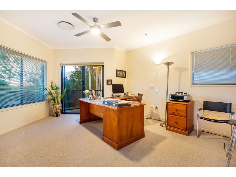 1 Flametree Street, Bridgeman Downs QLD 4035