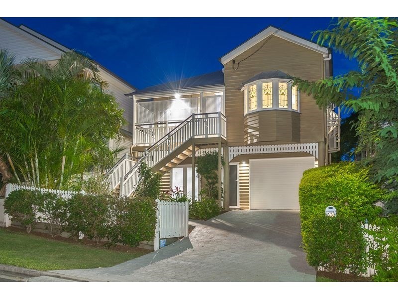 36 Evelyn Street, Grange QLD 4051