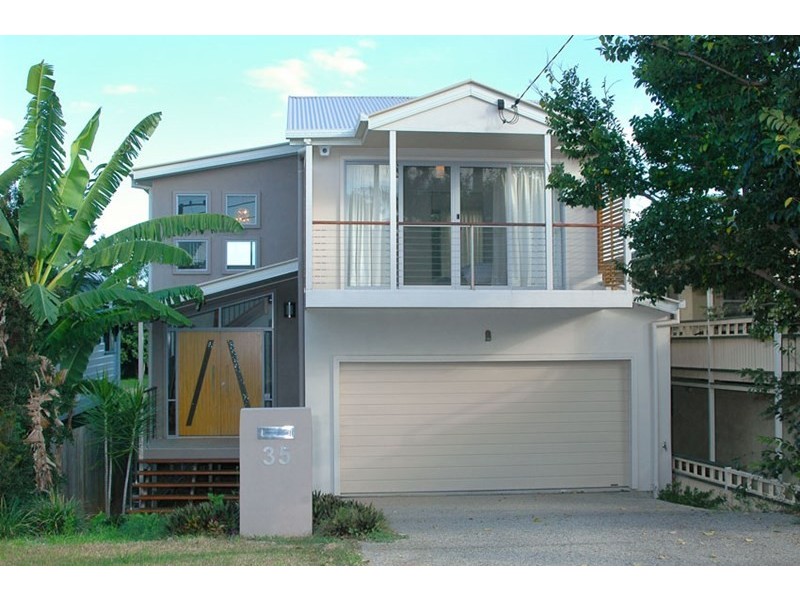 35 Lewis Street, Clayfield QLD 4011