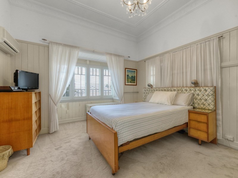 20 Christian Street, Clayfield QLD 4011