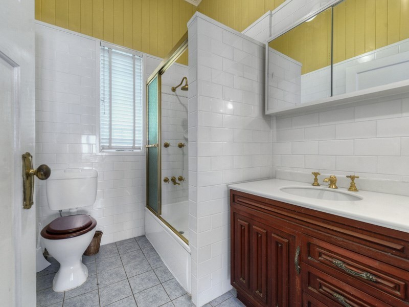 20 Christian Street, Clayfield QLD 4011