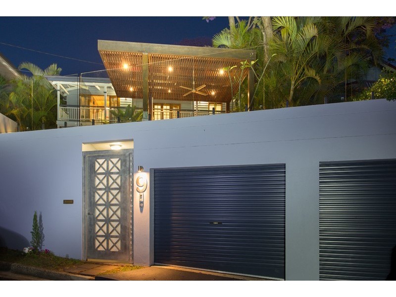 9 Mikado Street, Hamilton QLD 4007