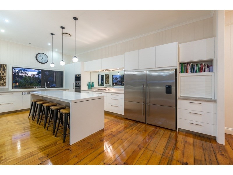 18 Market Street, Newmarket QLD 4051