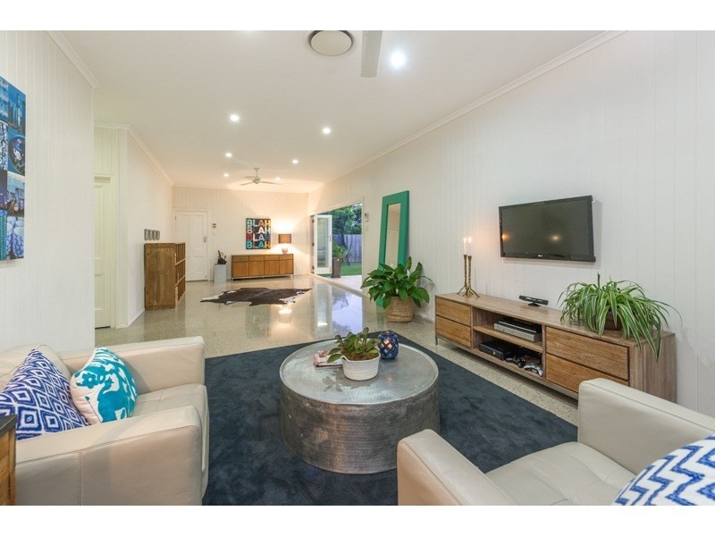 18 Market Street, Newmarket QLD 4051