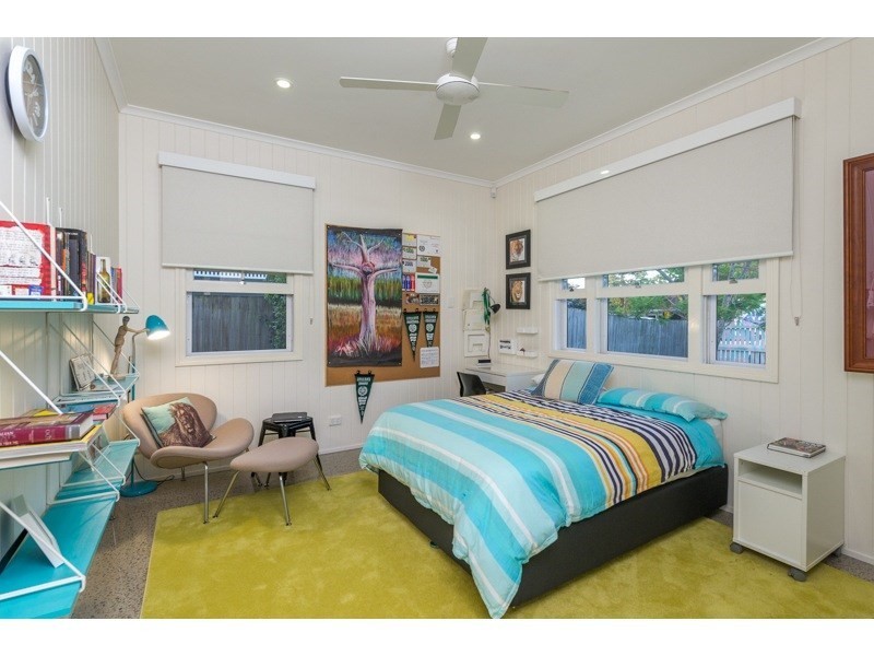 18 Market Street, Newmarket QLD 4051