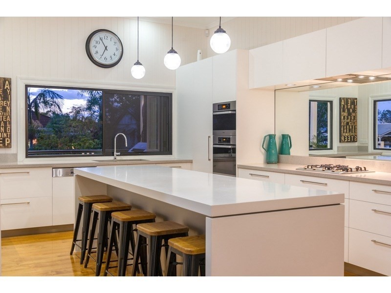 18 Market Street, Newmarket QLD 4051