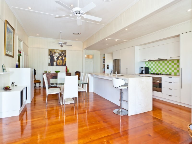 46 Eagle Terrace, Sandgate QLD 4017