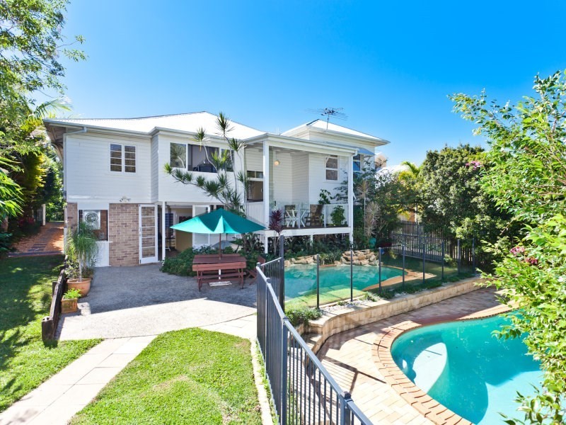 46 Eagle Terrace, Sandgate QLD 4017