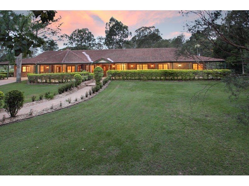 104 Idonia Street, Bridgeman Downs QLD 4035