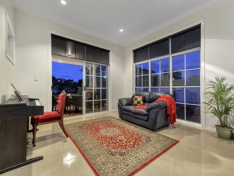 53 Flametree Street, Bridgeman Downs QLD 4035