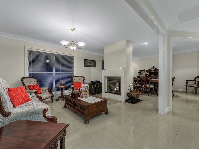 53 Flametree Street, Bridgeman Downs QLD 4035