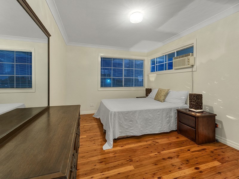 53 Flametree Street, Bridgeman Downs QLD 4035