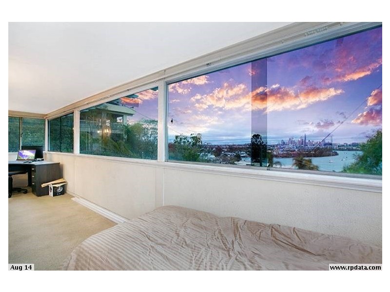 25 Grays Road, Hamilton QLD 4007