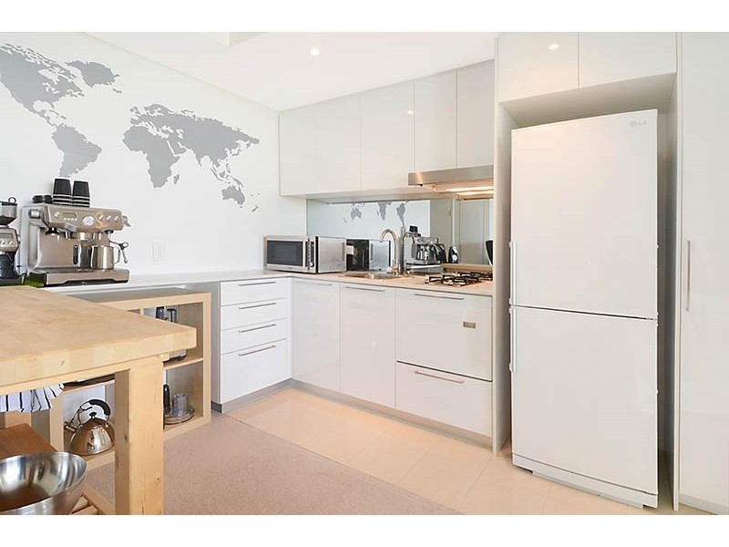 21004/8 Harbour Road, Hamilton QLD 4007