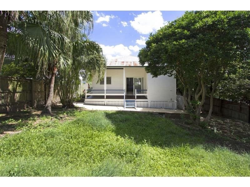 20B Pine Street, Hamilton QLD 4007