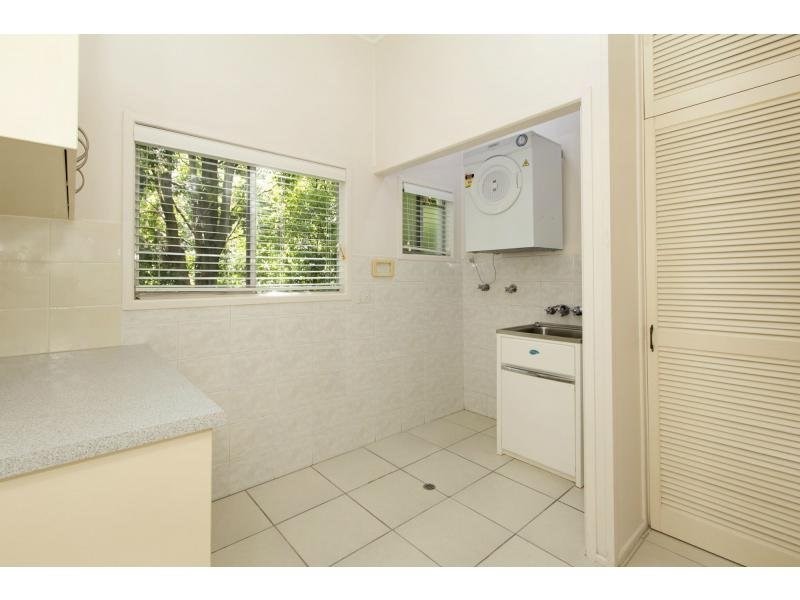 20B Pine Street, Hamilton QLD 4007