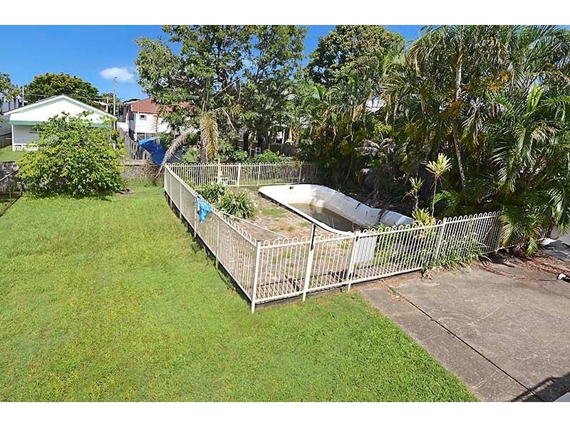 45 Nudgee Road, Hamilton QLD 4007