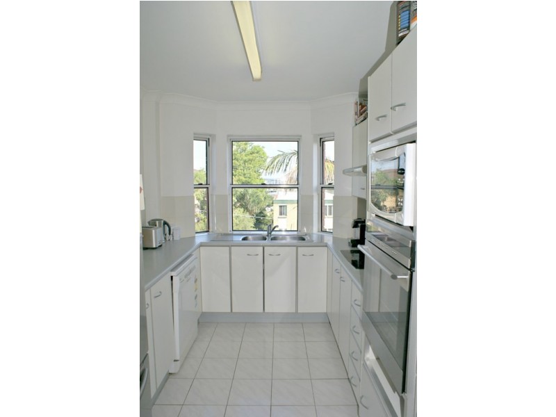 1/8 Little Street, Albion QLD 4010