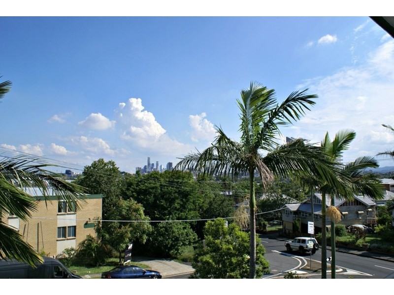 1/8 Little Street, Albion QLD 4010