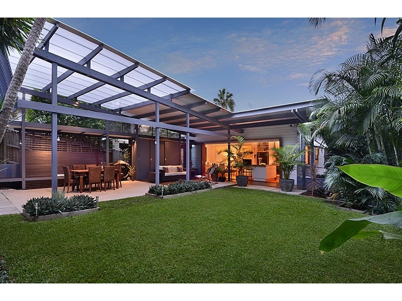 23 Barwood Street, Newmarket QLD 4051