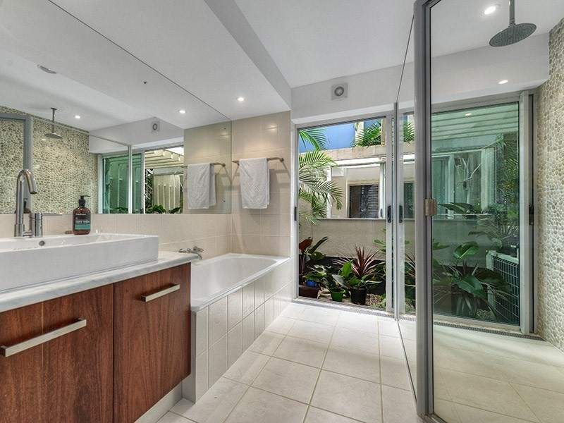 96 Bellevue Terrace, Clayfield QLD 4011