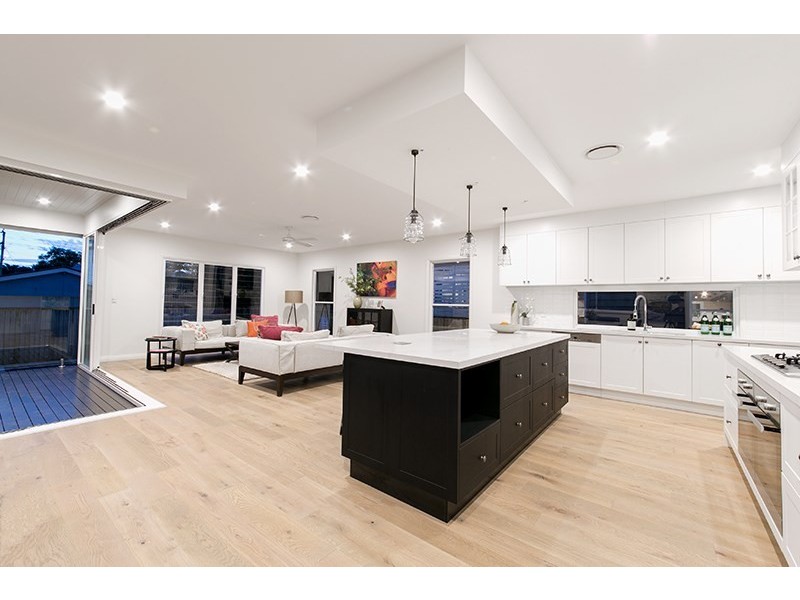 137 Manson Road, Hendra QLD 4011