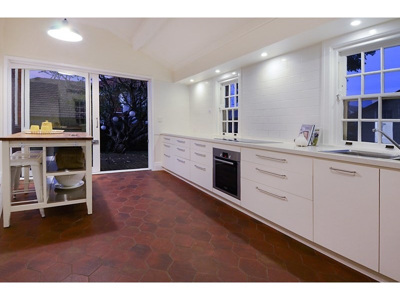 39 Liverpool Road, Clayfield QLD 4011