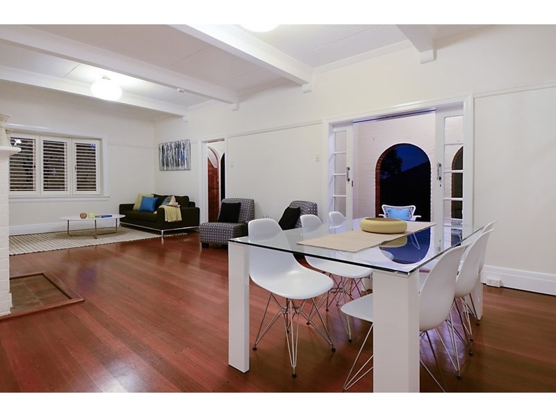 39 Liverpool Road, Clayfield QLD 4011