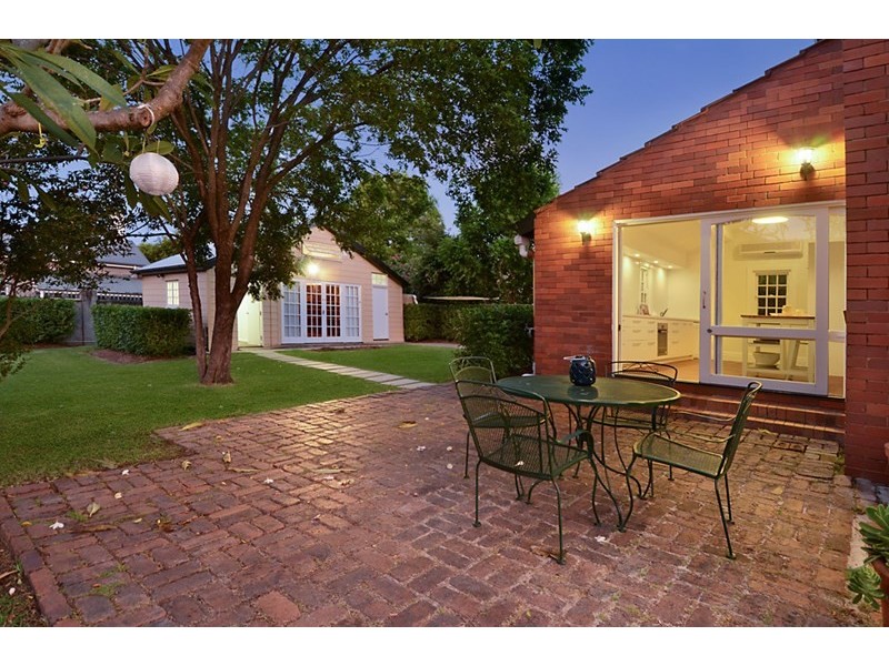 39 Liverpool Road, Clayfield QLD 4011