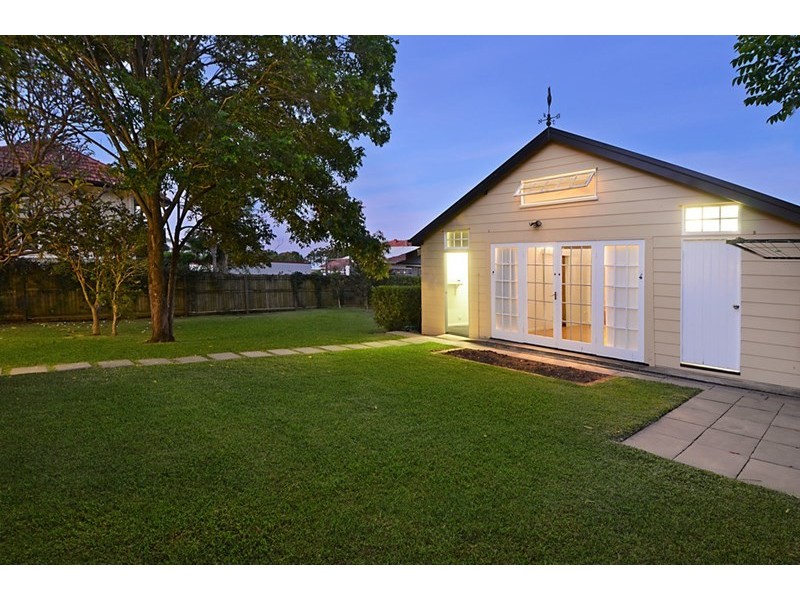 39 Liverpool Road, Clayfield QLD 4011