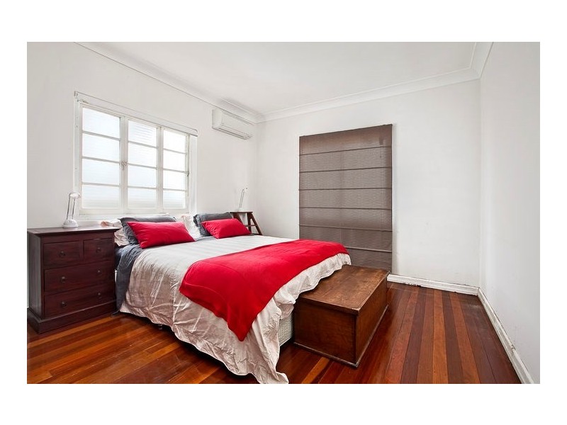 26 Panitya Street, Greenslopes QLD 4120