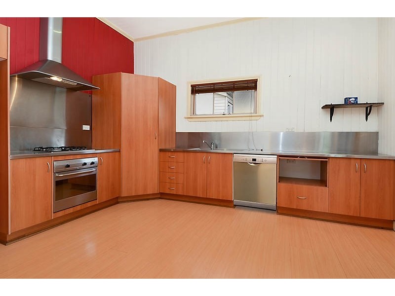 15 Wakefield Street, Albion QLD 4010