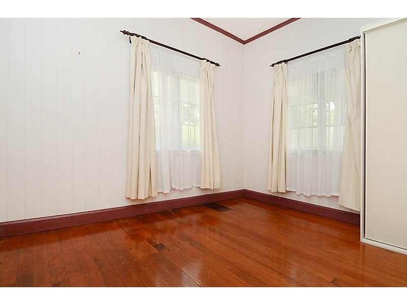 15 Wakefield Street, Albion QLD 4010