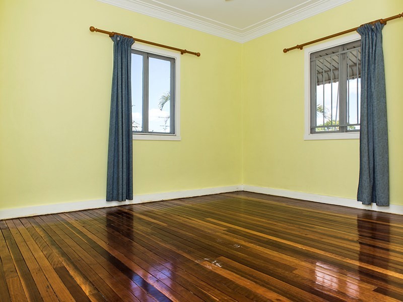 42 Raceview Avenue, Hendra QLD 4011