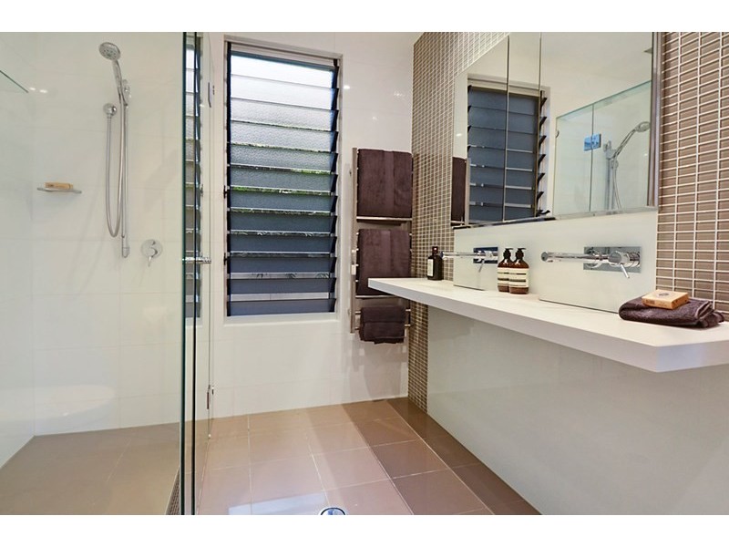 38 Grays Road, Hamilton QLD 4007