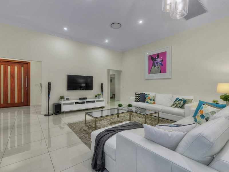 12 Silverbirch Place, Bridgeman Downs QLD 4035