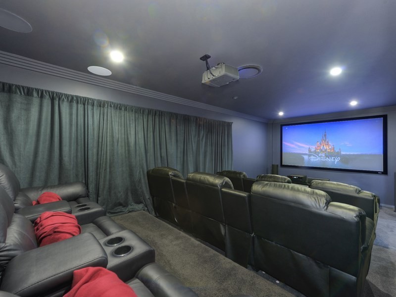 12 Silverbirch Place, Bridgeman Downs QLD 4035