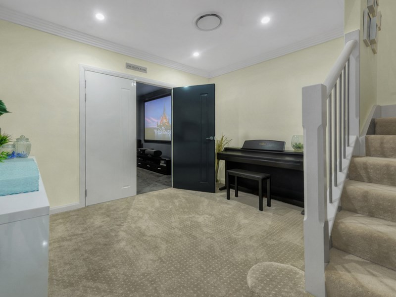 12 Silverbirch Place, Bridgeman Downs QLD 4035