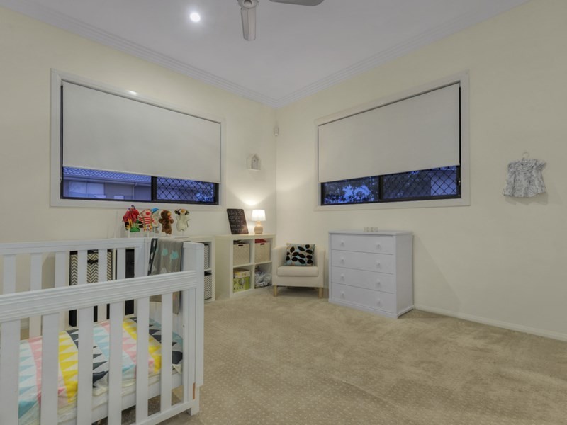 12 Silverbirch Place, Bridgeman Downs QLD 4035