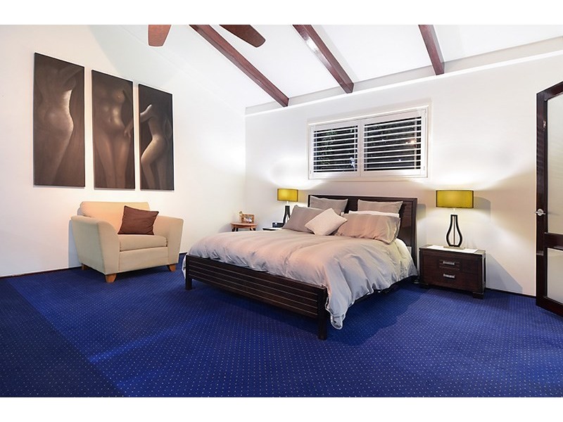 16 Lodge Road, Wooloowin QLD 4030