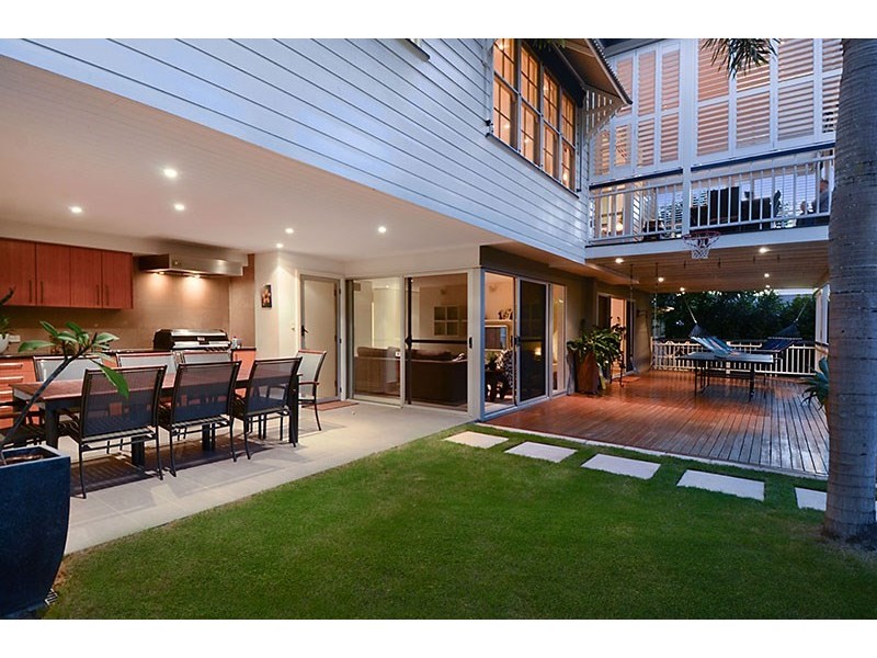 28 Joynt Street, Hamilton QLD 4007